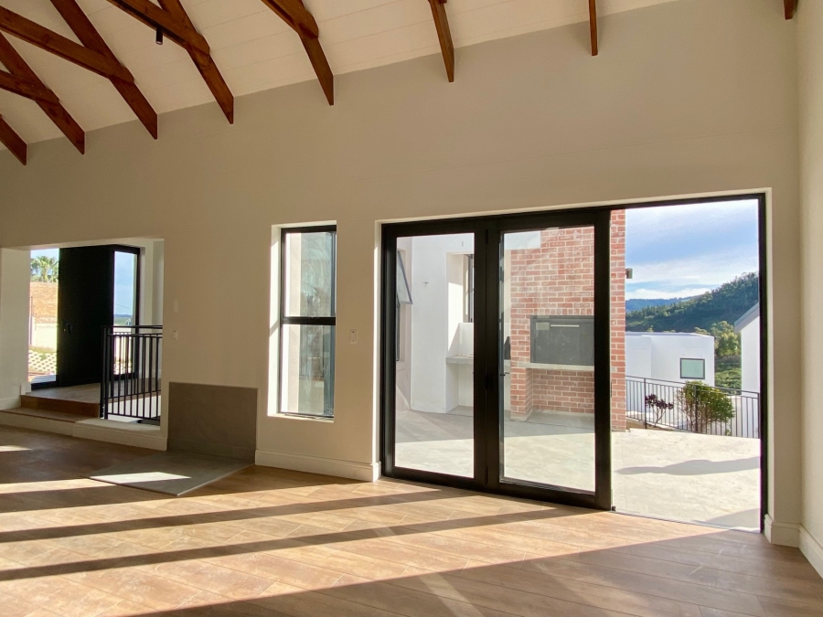 3 Bedroom Property for Sale in La Roche Western Cape